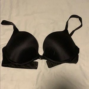 Victoria’s Secret fabulous black bra